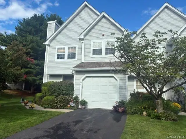 208 Erik Drive, East Setauket, NY 11733 - #1