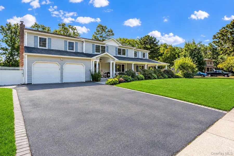 12 Brooktree Court, Bohemia, NY 11716 - #2