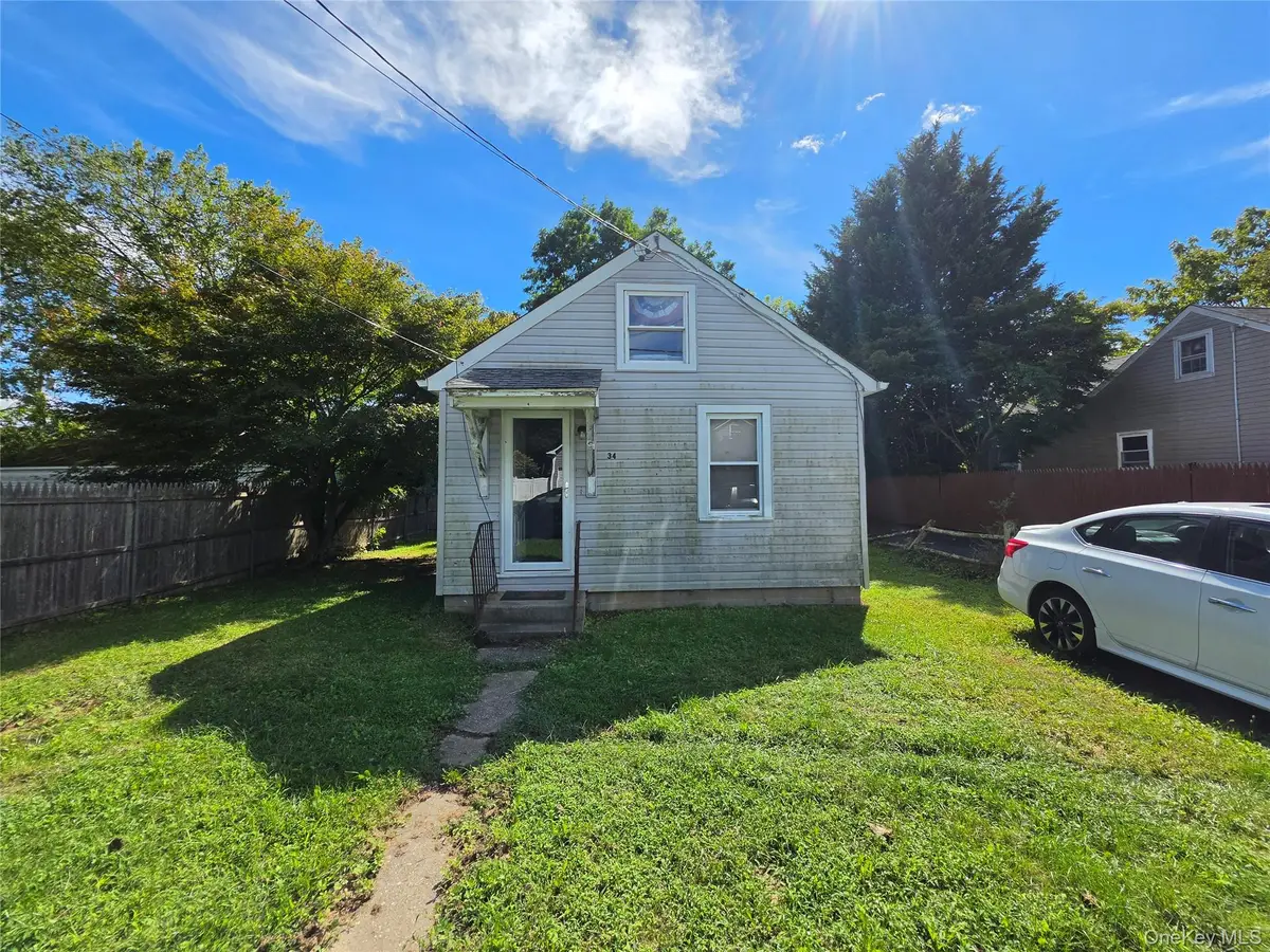 34 Flamingo Road, Rocky Point, NY 11778 - #1