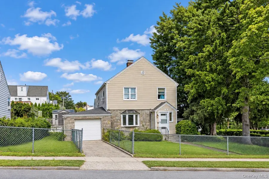 97 Page Avenue, Yonkers, NY 10704 - #3