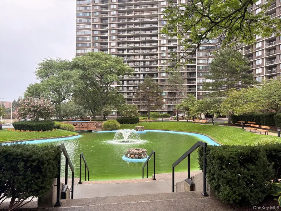 2 Bay Club Drive #10M, Bayside, NY 11360 - #2
