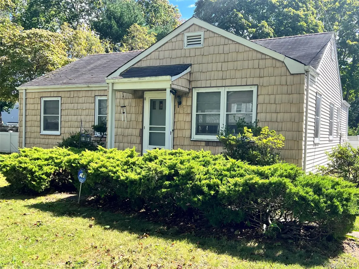 936 Union Street, Bohemia, NY 11716 - #1