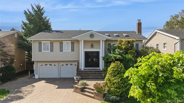 1650 James Street, Merrick, NY 11566