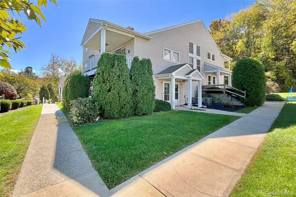 21 The Knolls Knolls #21, Warwick, NY 10990