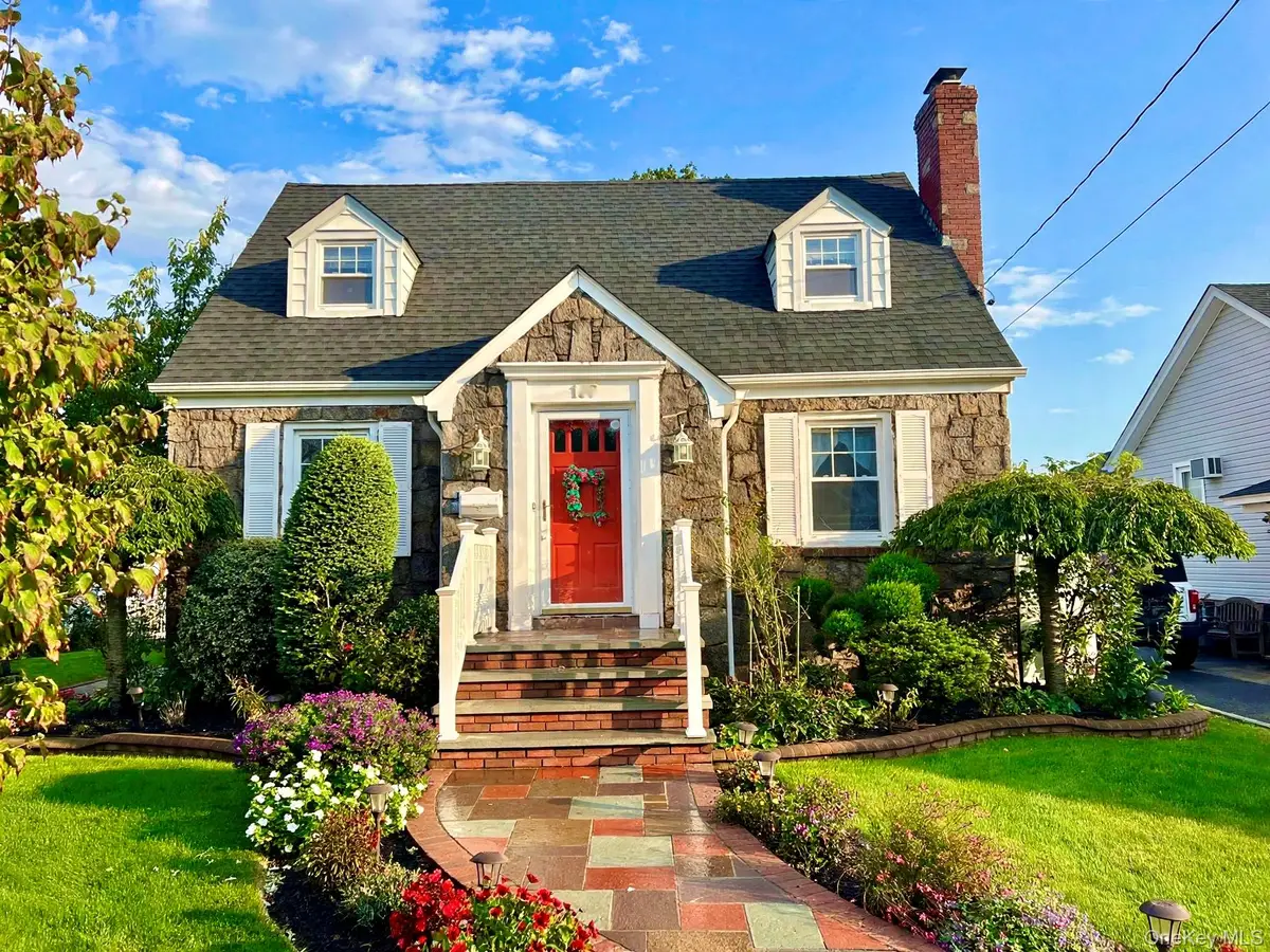 199 Claxton Avenue, Bellmore, NY 11710 - #1