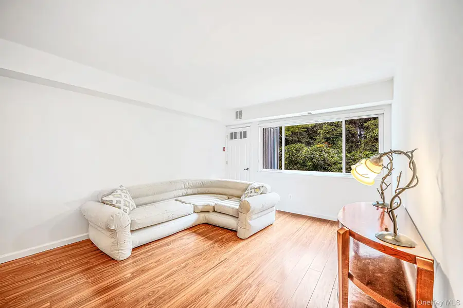 167 Pointe Circle N #167, Coram, NY 11727 - #3