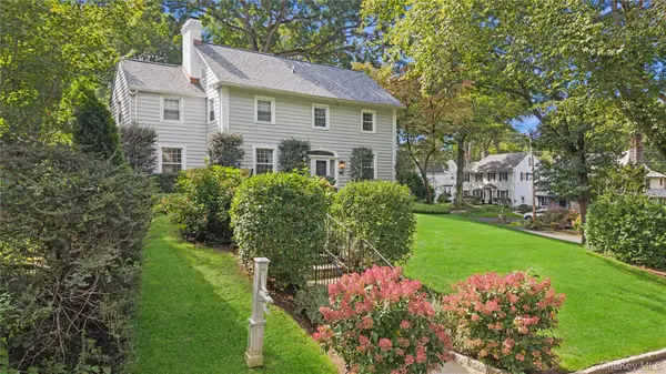 211 Douglas Place, Mount Vernon, NY 10552