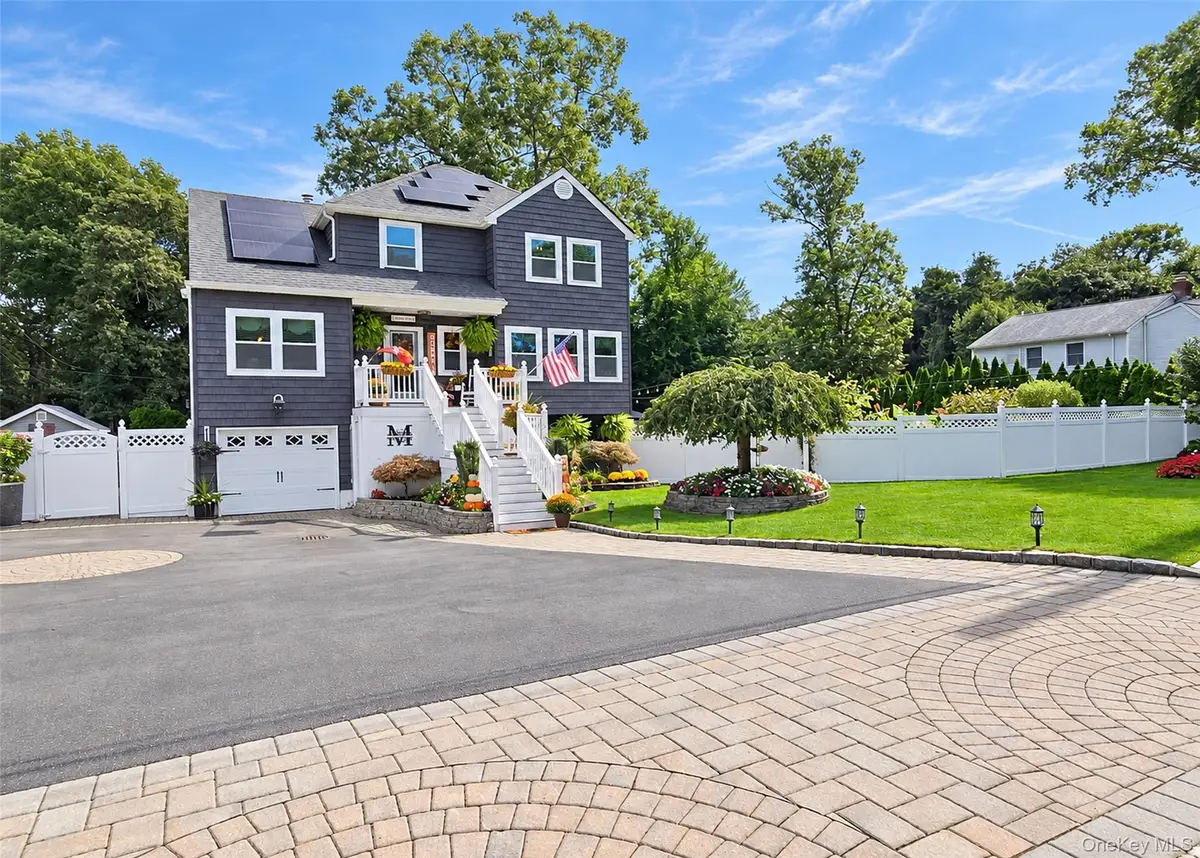 521 Park Avenue, Centereach, NY 11720 - #1