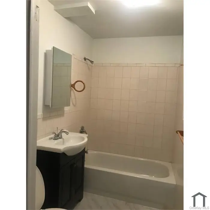 3969 Carpenter Avenue, Bronx, NY 10466 - #3