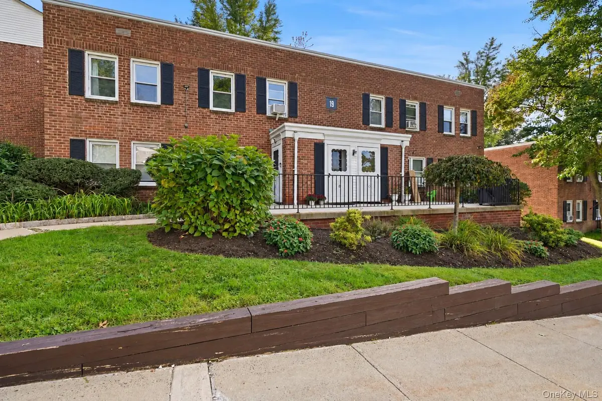 120 N Broadway #19B, Irvington, NY 10533 - #1