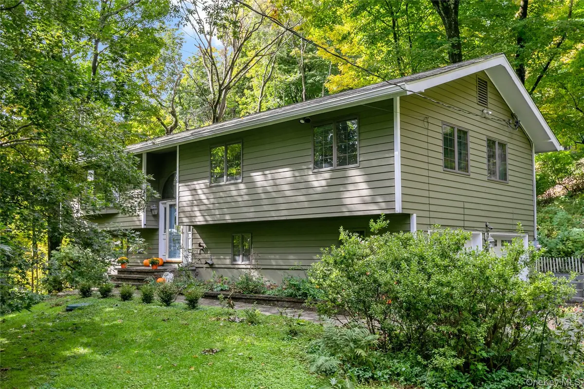 999 Cliff Avenue, Yorktown Heights, NY 10598 - #1