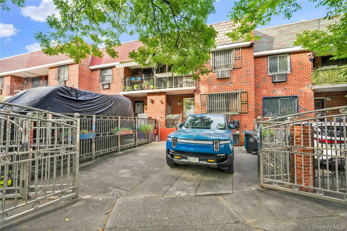 861 Home Street, Bronx, NY 10459 - #1