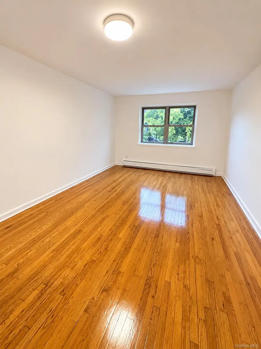 160-06 75th Rd Fesh Meadow #3, Fresh Meadows, NY 11366 - #3