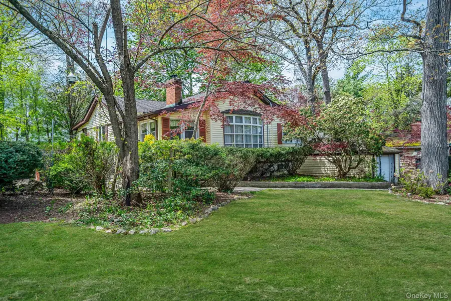 18 Houghton Boulevard, Stony Brook, NY 11790 - #2