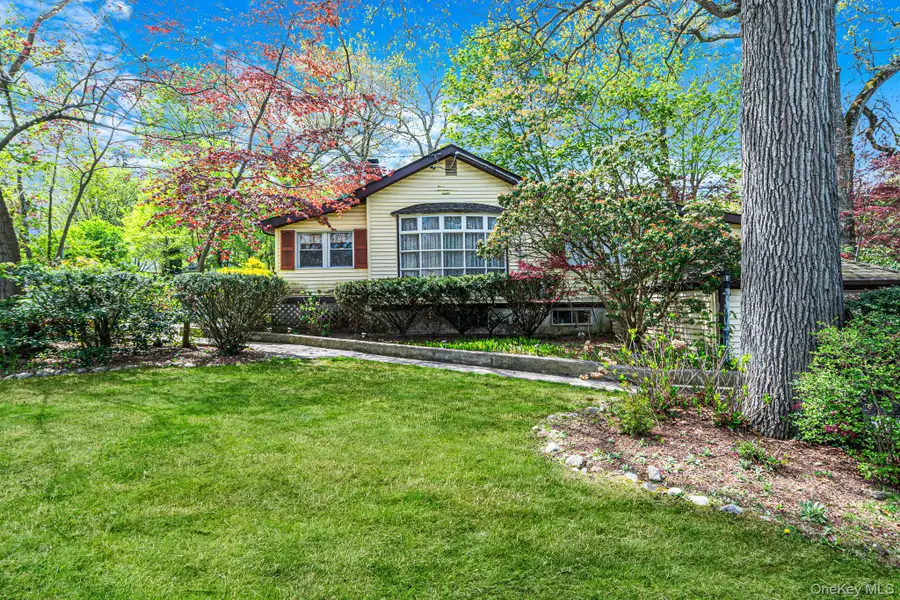 18 Houghton Boulevard, Stony Brook, NY 11790 - #3