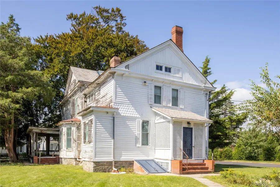 440 1st Street, Greenport, NY 11944 - #3