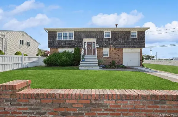 54 Acapulco Street, Atlantic Beach, NY 11509