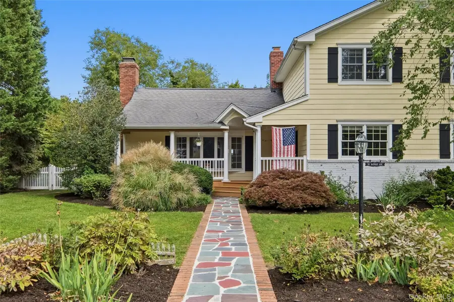 52 Bayway Avenue, Brightwaters, NY 11718 - #2