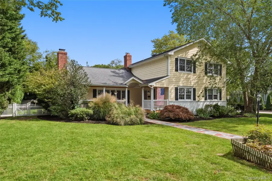 52 Bayway Avenue, Brightwaters, NY 11718 - #3