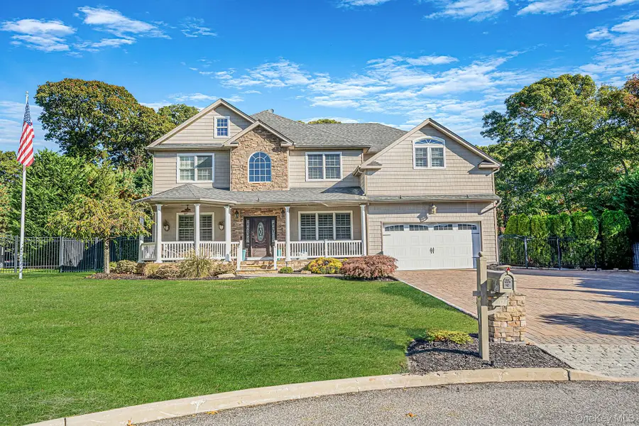 10 Privet Court, Smithtown, NY 11787 - #2