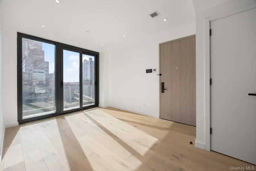 42-62 Hunter Street #12A, Long Island City, NY 11101 - #3