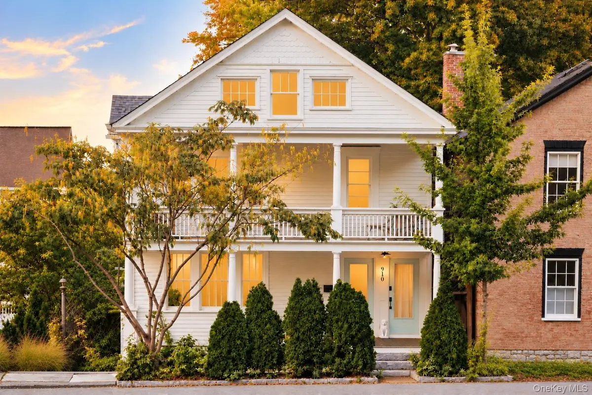 910 Columbia Street, Hudson, NY 12534 - #1
