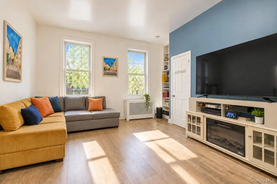 115-25 Metropolitan Avenue #224, Kew Gardens, NY 11418 - #3