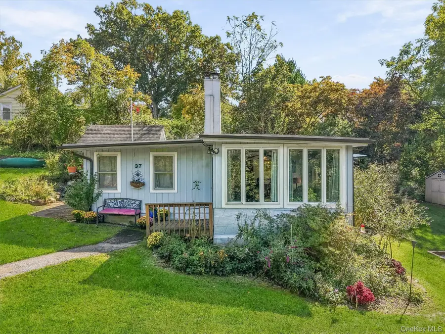 37 Woodstock Road, Carmel, NY 10512 - #2