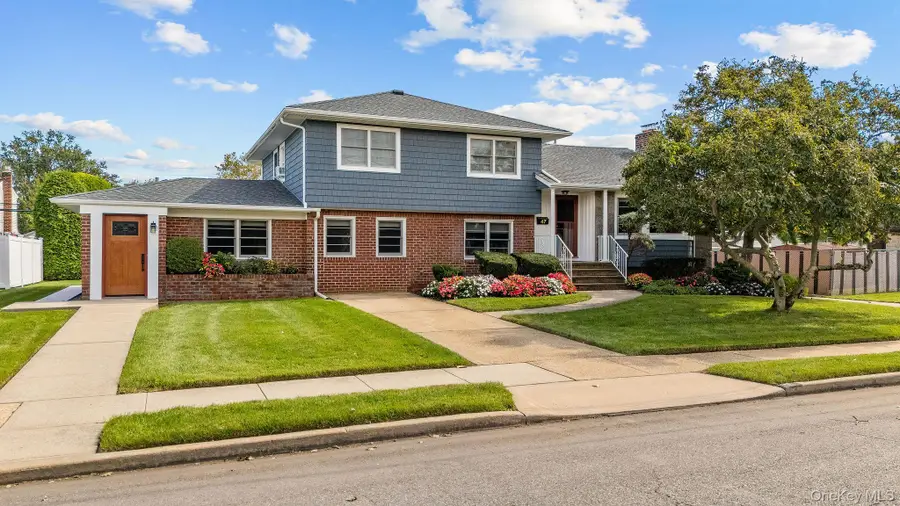 47 Diamond Avenue, East Meadow, NY 11554 - #2