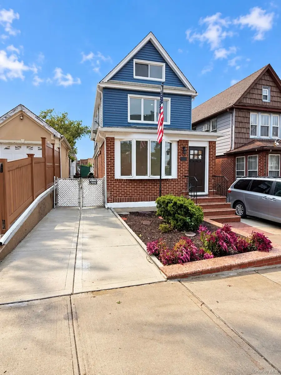 6344 53 Drive, Maspeth, NY 11378 - #3