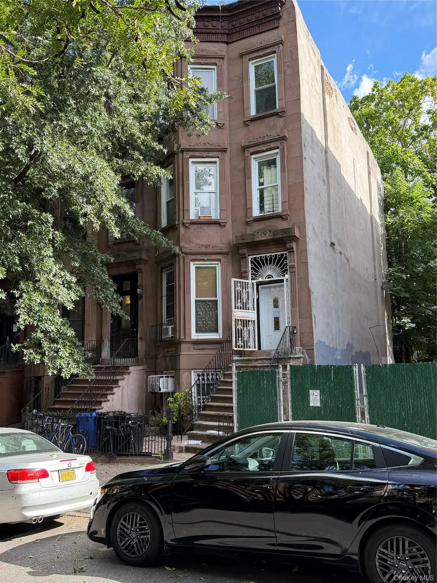 900A Greene Avenue, Brooklyn, NY 11221 - #3