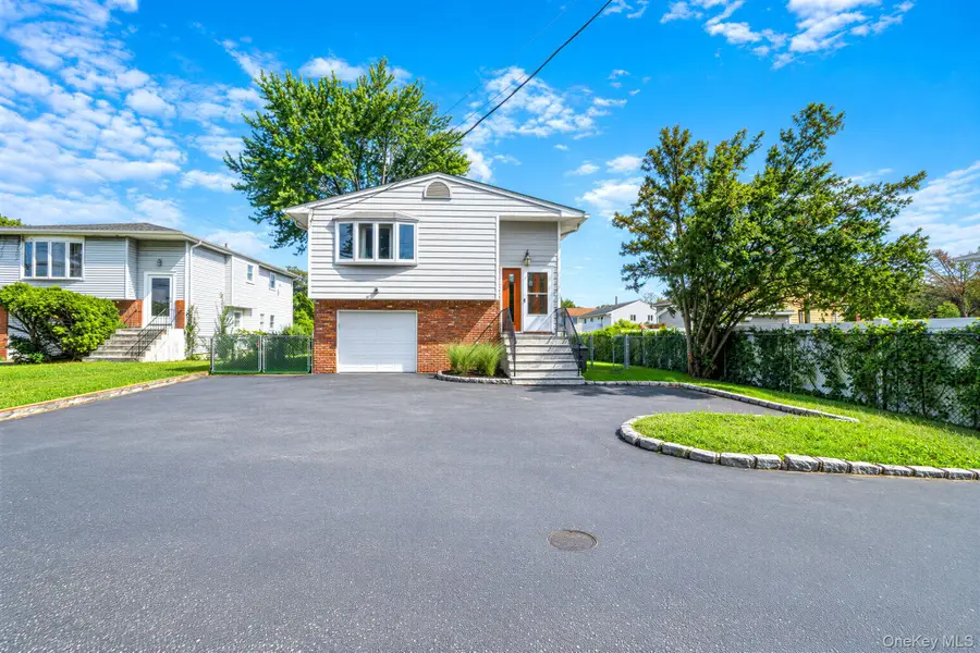 263 Commack Road, Deer Park, NY 11729 - #2
