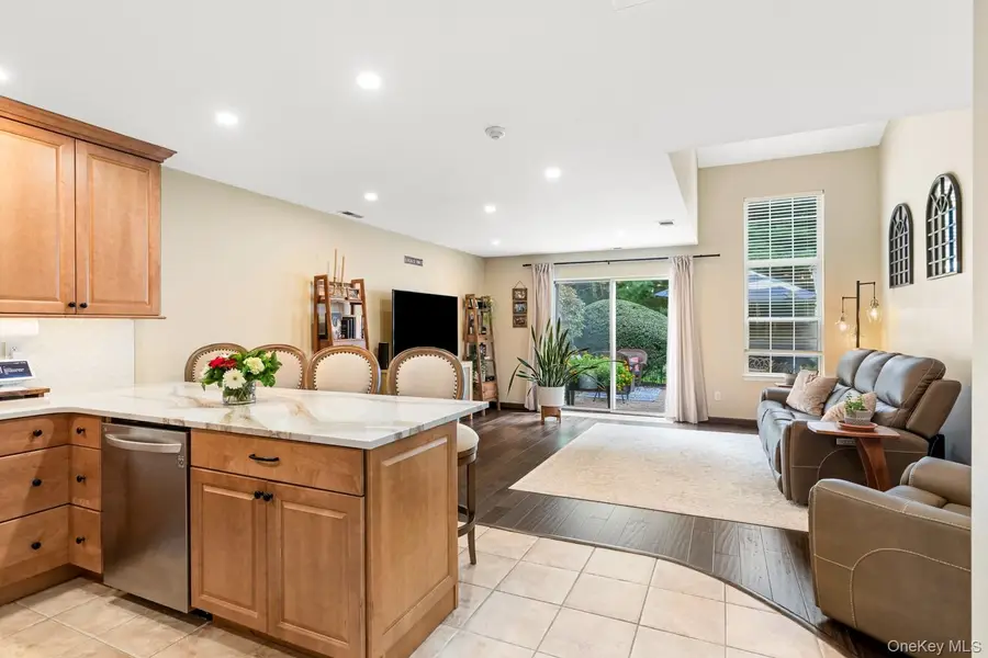 75 Fox Court, Manorville, NY 11949 - #3