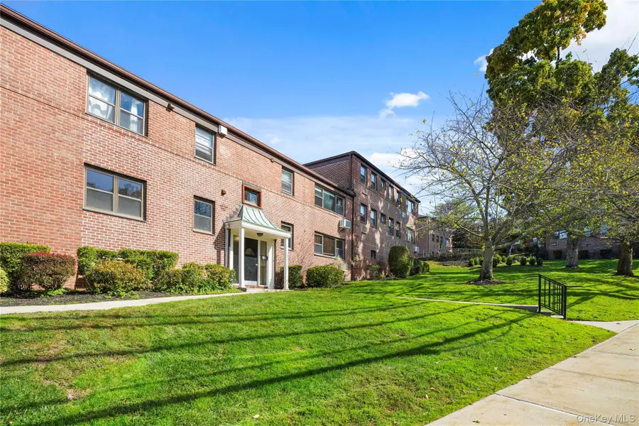 125 Beacon Hill Drive #F-11, Dobbs Ferry, NY 10502 - #2