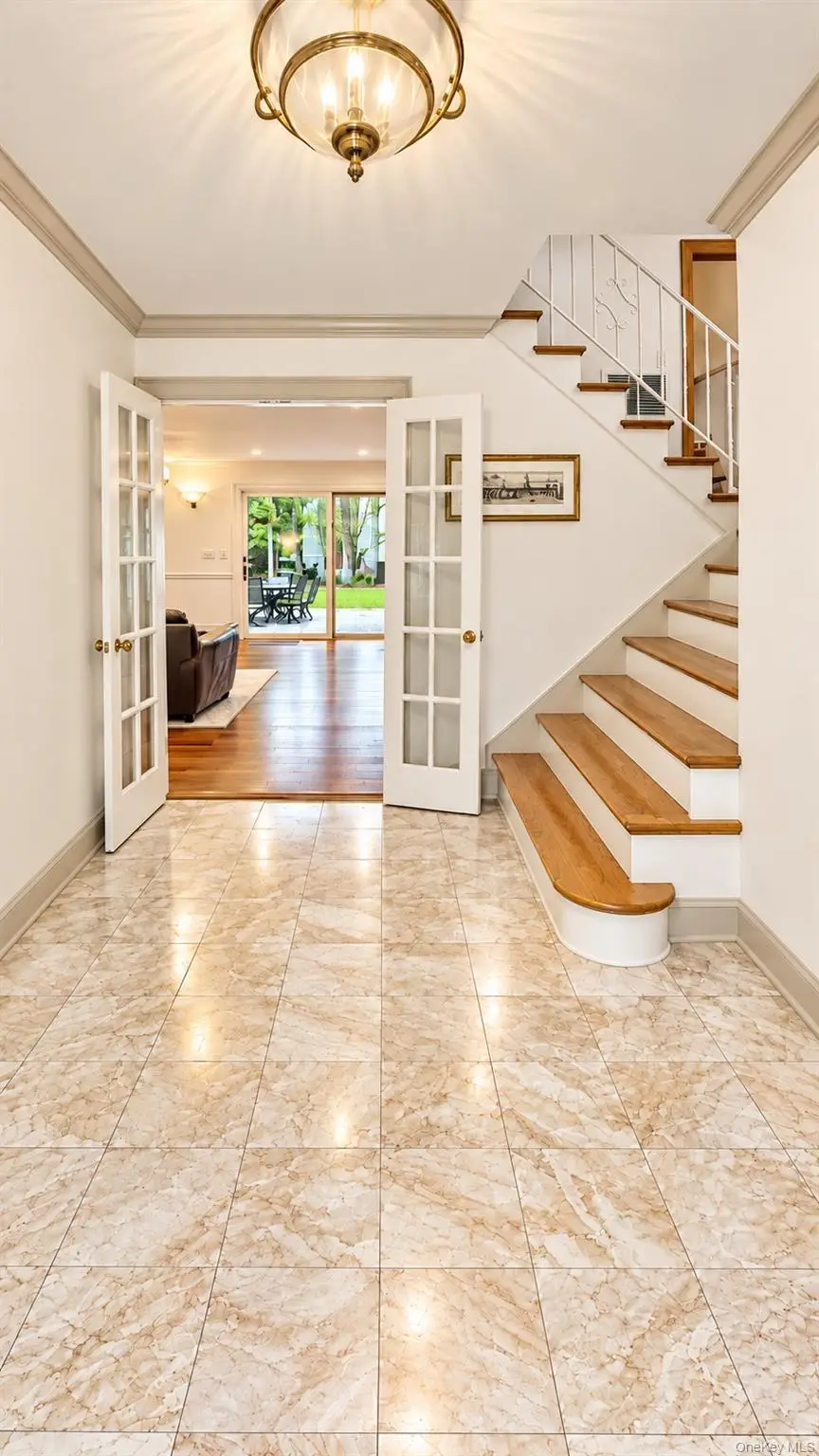 10 Winslow Road, White Plains, NY 10606 - #3