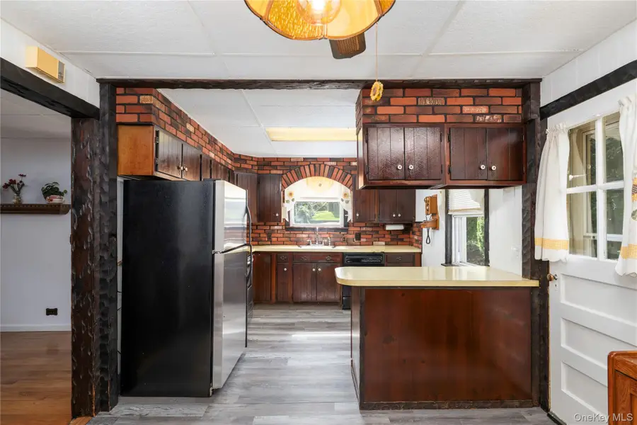 21 Annsville Trail, Yonkers, NY 10703 - #2