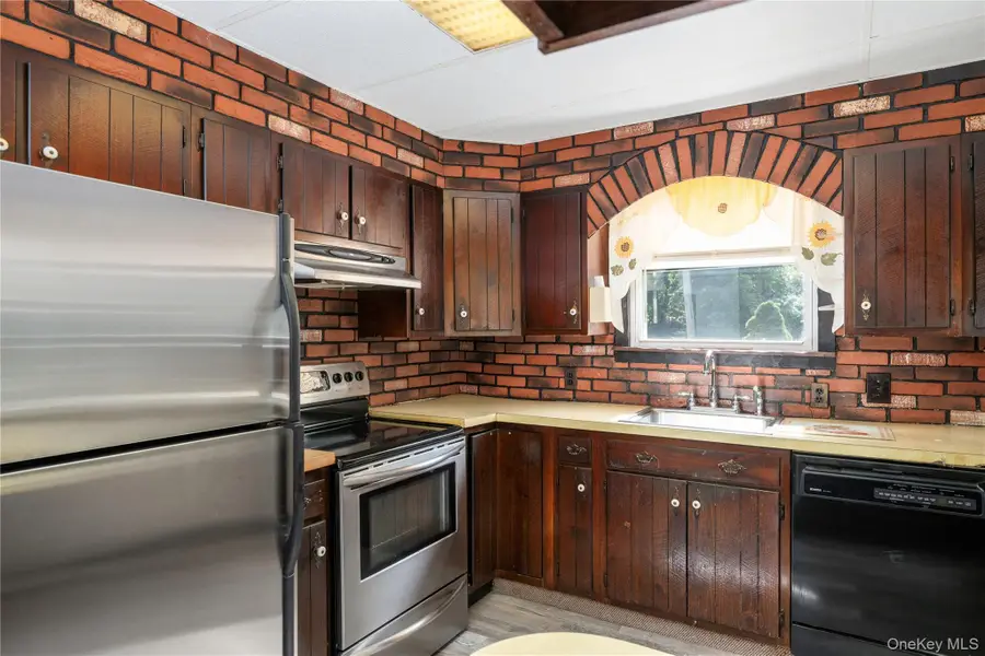 21 Annsville Trail, Yonkers, NY 10703 - #3