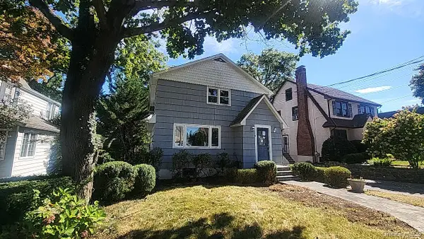 10 Shelley Avenue, Valhalla, NY 10595