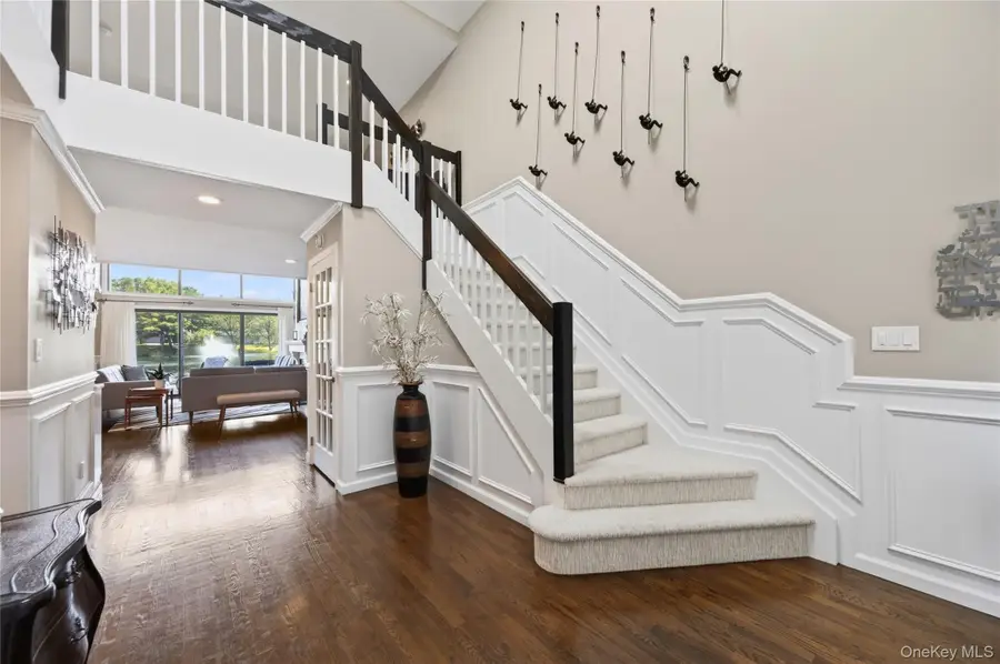 93 Eagle Chase, Woodbury, NY 11797 - #3