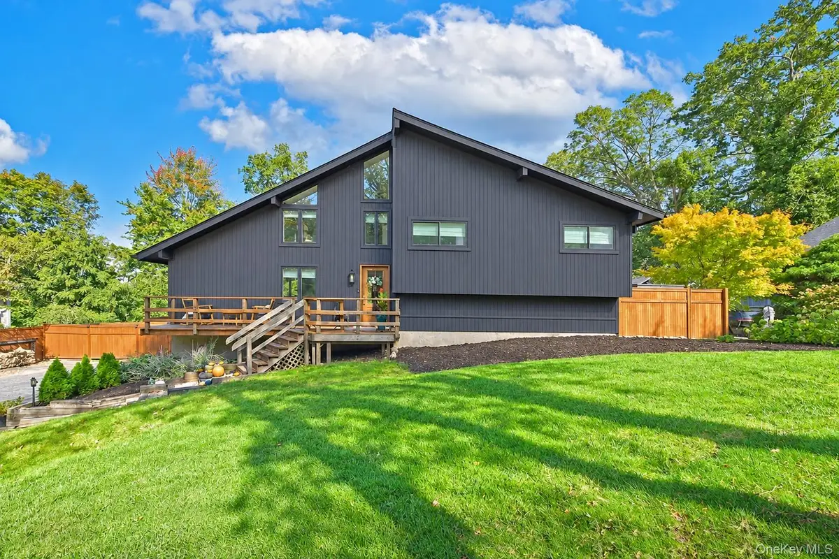 10 Cathy Court, Northport, NY 11768 - #1