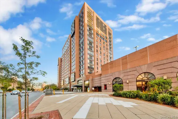 4 Martine Avenue #1507, White Plains, NY 10606