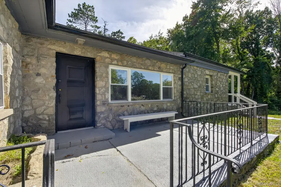 517 E Mountain Road N, Cold Spring, NY 10516 - #2