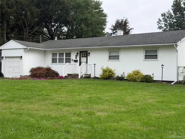 33 Jarvin Road, Port Jefferson Station, NY 11776