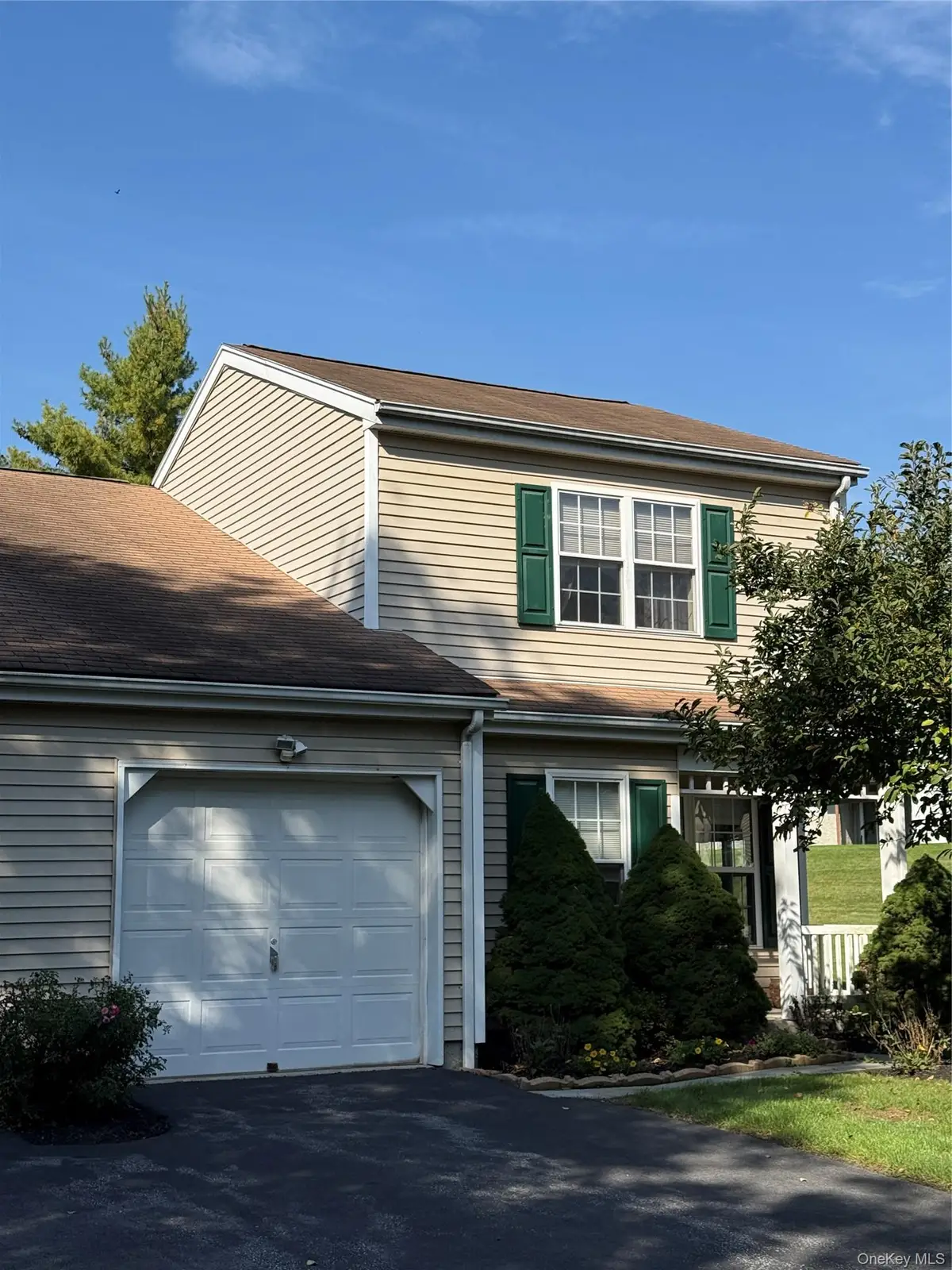 11 Rambling Brook, Poughkeepsie, NY 12601 - #1