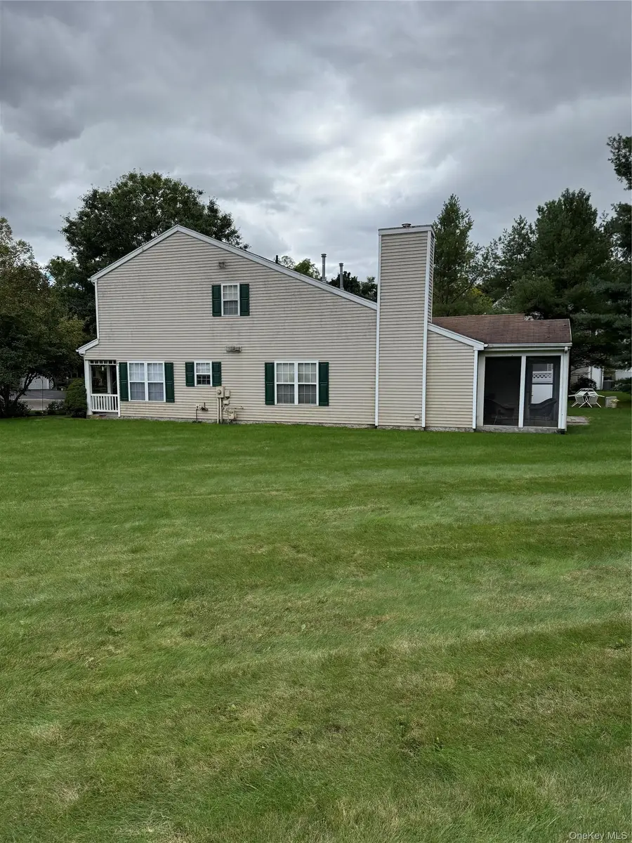 11 Rambling Brook, Poughkeepsie, NY 12601 - #2