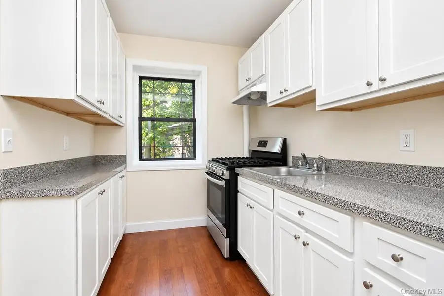 12 Field End Lane #2L, Eastchester, NY 10709 - #2