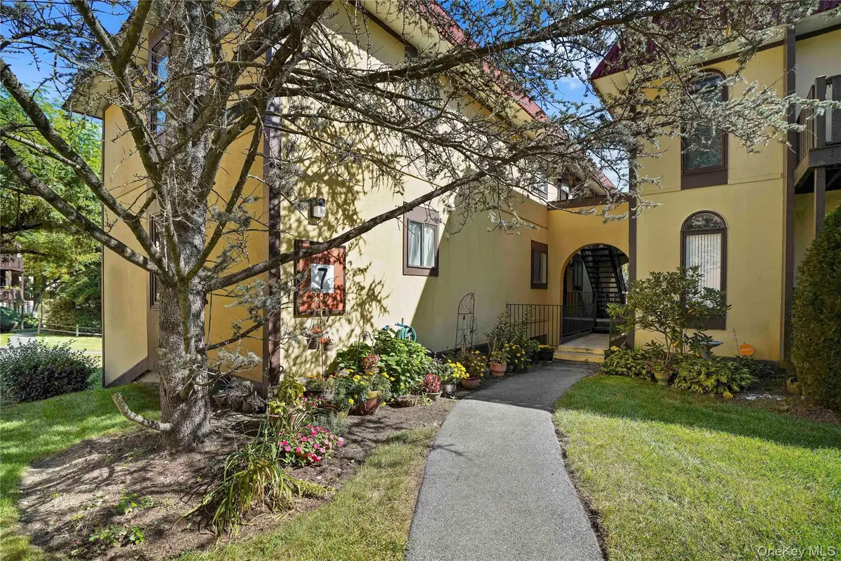 7 Granada Crescent #2, White Plains, NY 10603 - #1