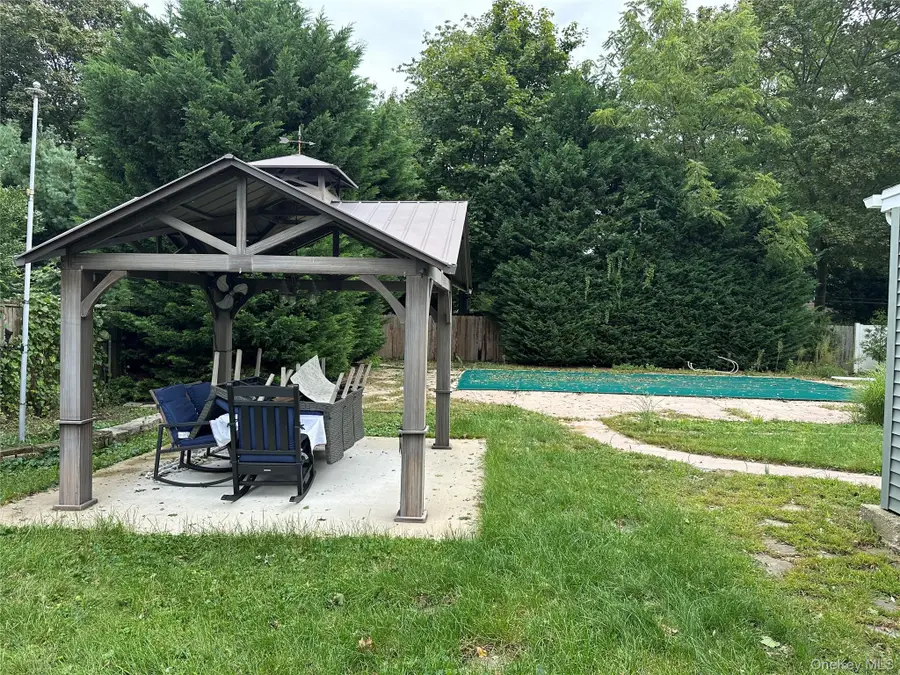 1385 Gardiner Drive, Bay Shore, NY 11706 - #2