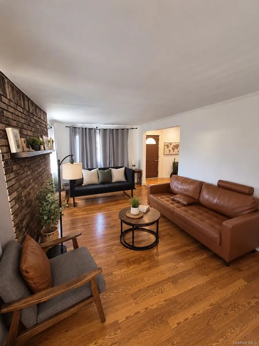 204 Wellington Road, Elmont, NY 11003 - #3