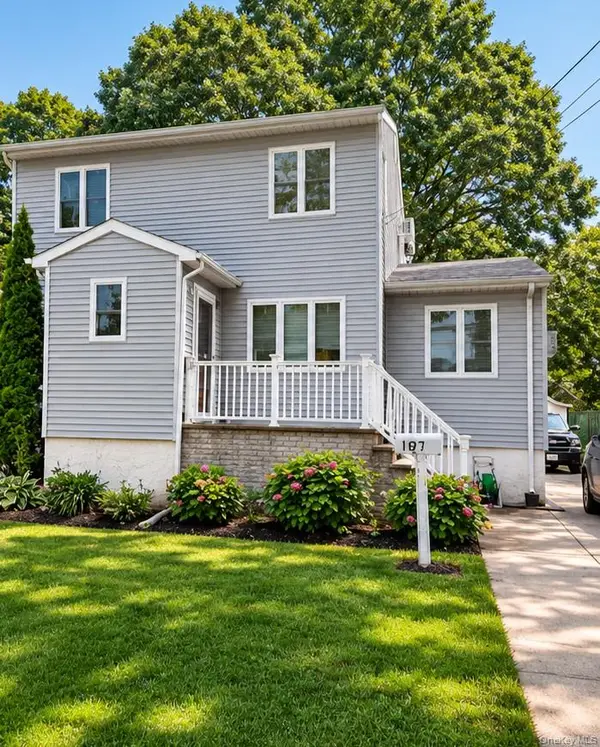 1873 Twain Street, Baldwin, NY 11510